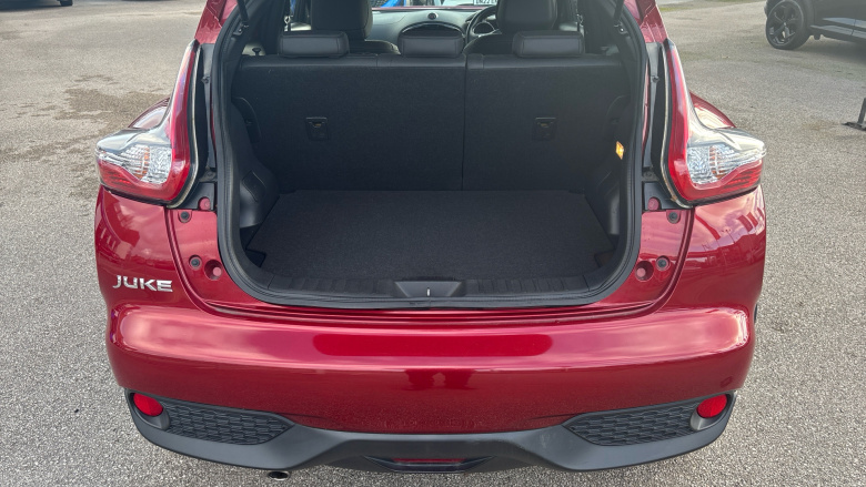 Nissan Juke 1.6 [112] Tekna 5dr [Bose] Petrol Hatchback